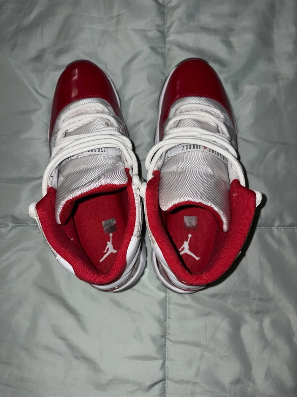Jordan Men’s White and Red High-Top Basketball Sneakers